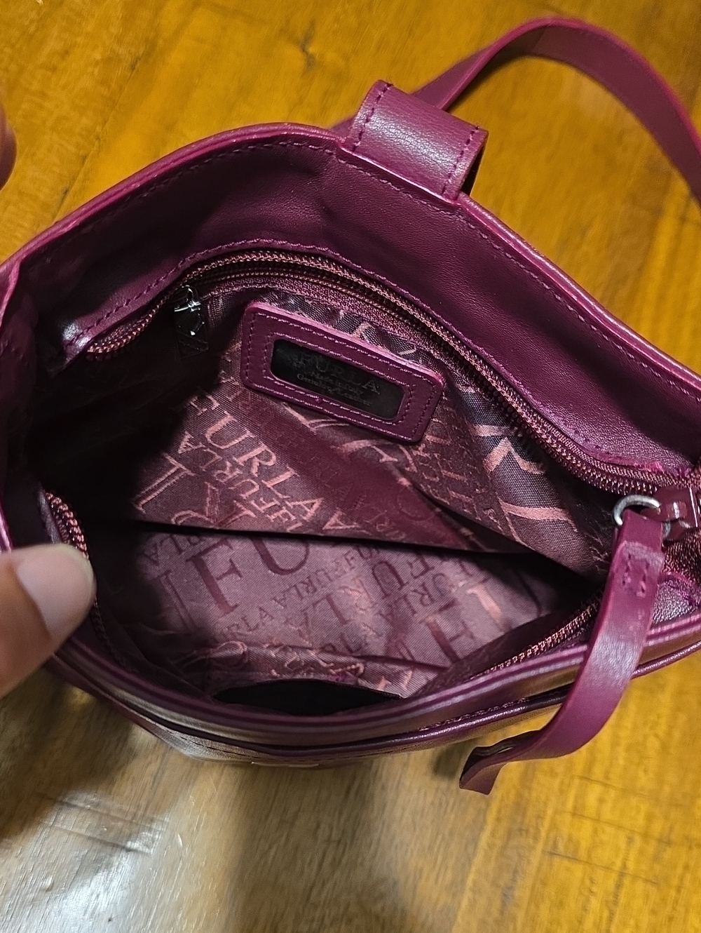 Low start Furla Vintage, Made in Italy, Burgundy Leather, XXth Century. IN EUC - Picture 15 of 15